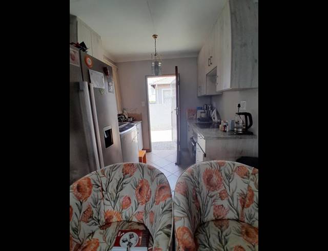 2 BEDROOM HOUSE FOR SALE IN LOTUS GARDENS